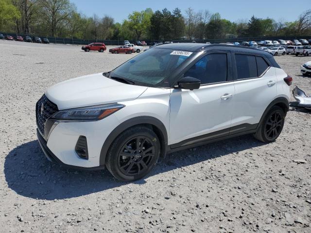  Salvage Nissan Kicks