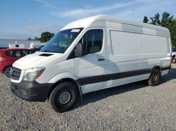  Salvage Mercedes-Benz Sprinter