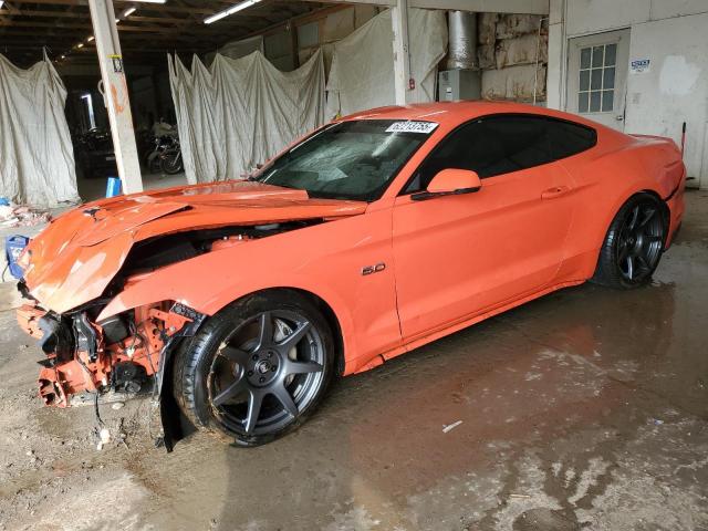  Salvage Ford Mustang