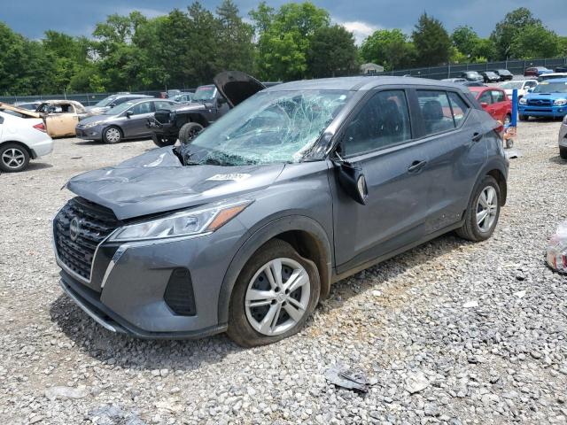  Salvage Nissan Kicks