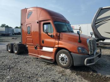  Salvage Freightliner Cascadia 1