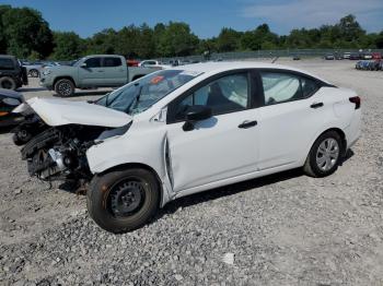  Salvage Nissan Versa