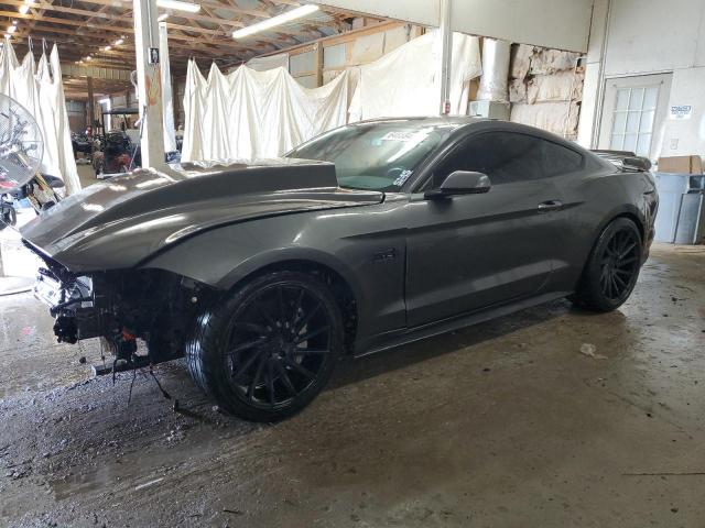  Salvage Ford Mustang