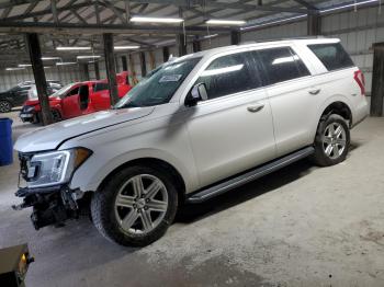  Salvage Ford Expedition