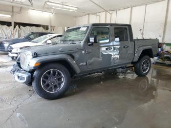  Salvage Jeep Gladiator