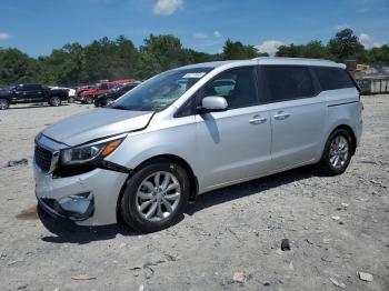  Salvage Kia Sedona