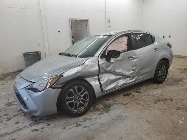  Salvage Toyota Yaris