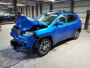  Salvage Jeep Compass