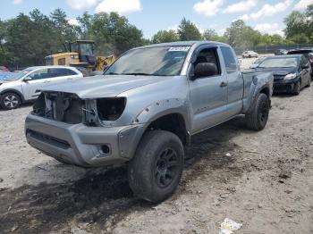  Salvage Toyota Tacoma