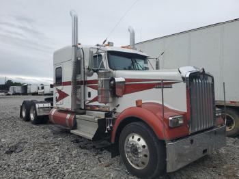  Salvage Kenworth W900