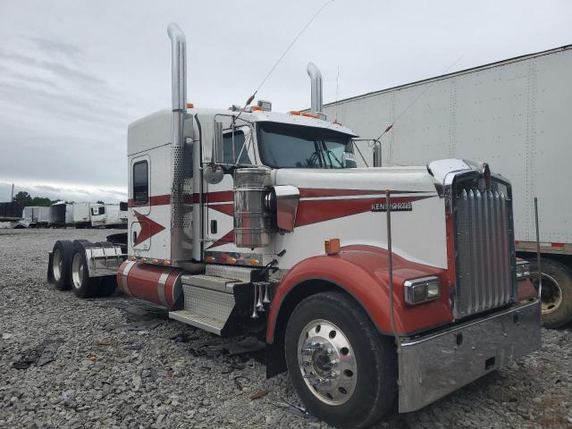  Salvage Kenworth W900