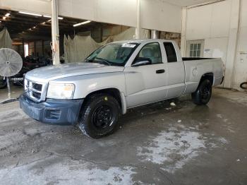  Salvage Dodge Dakota