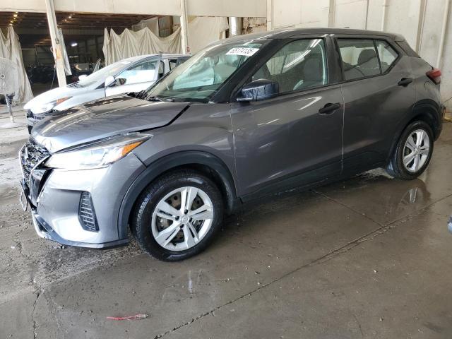  Salvage Nissan Kicks