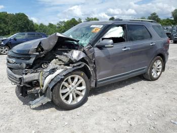  Salvage Ford Explorer