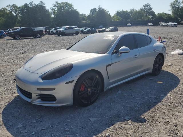  Salvage Porsche Panamera