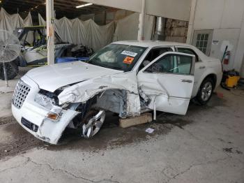  Salvage Chrysler 300
