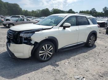  Salvage Nissan Pathfinder