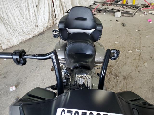 Harley-Davidson Fl Image 4