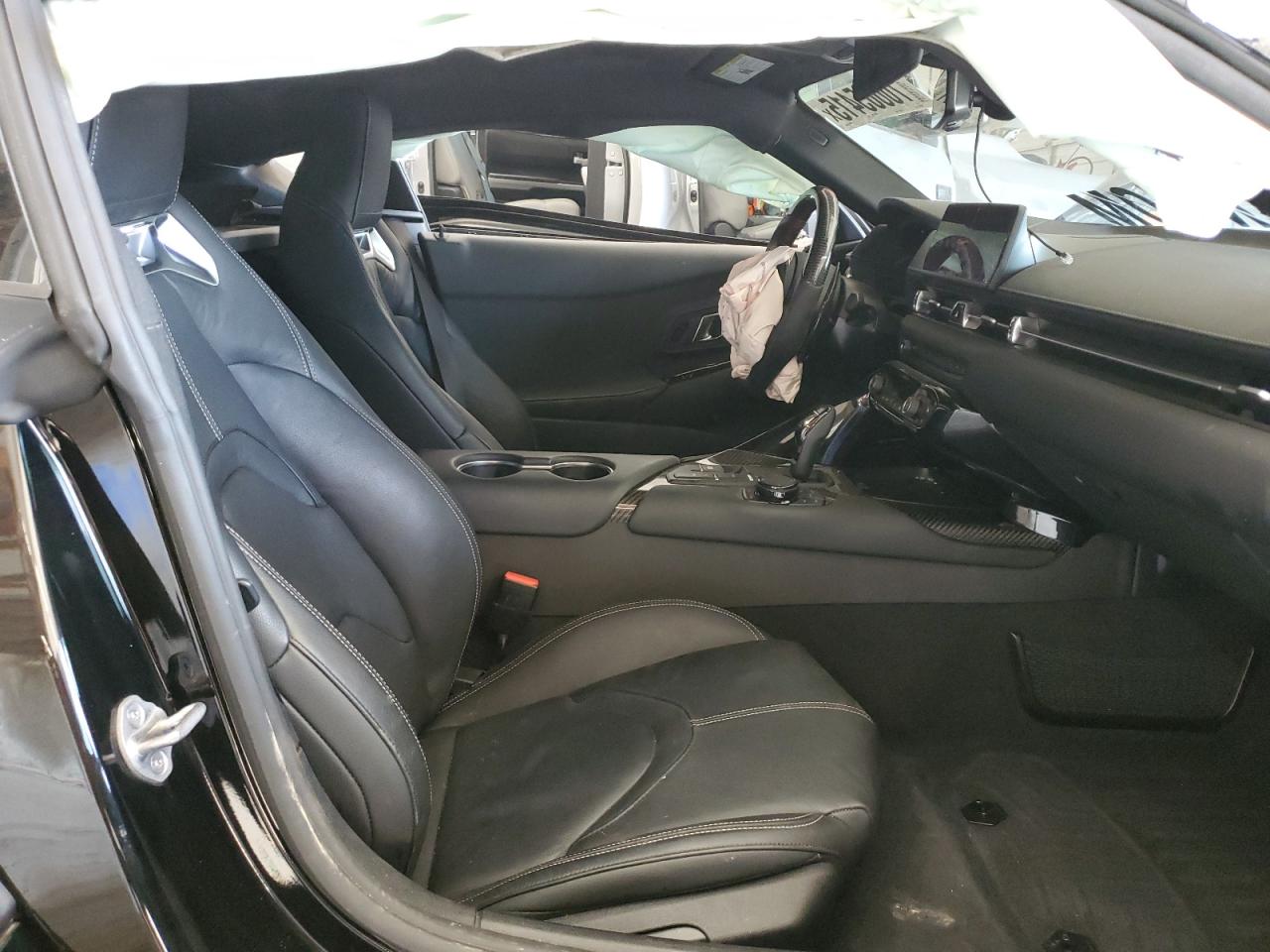 Toyota Supra Base Image 8