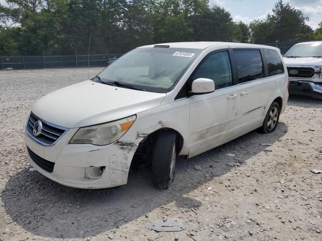  Salvage Volkswagen Routan