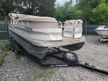  Salvage Sun Tracker Boat W Trl