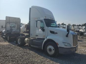  Salvage Peterbilt Tractor 579