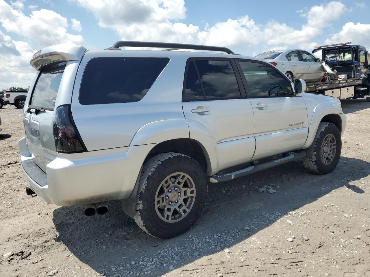 Toyota 4Runner Sr5 Image 3