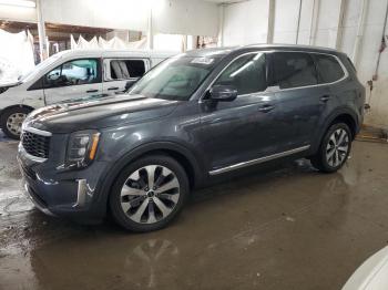  Salvage Kia Telluride