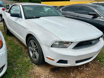  Salvage Ford Mustang
