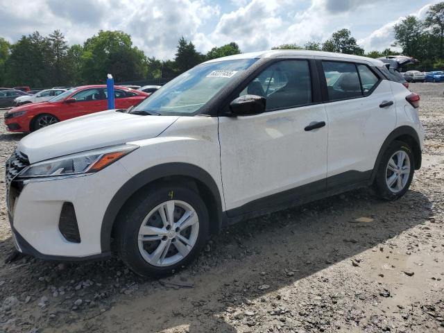  Salvage Nissan Kicks