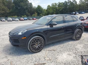  Salvage Porsche Cayenne