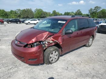  Salvage Toyota Sienna
