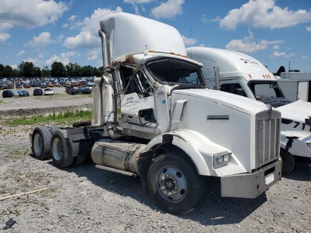  Salvage Kenworth T800