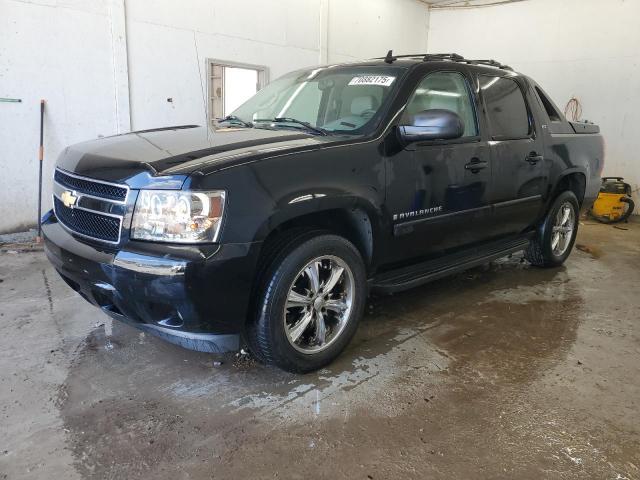  Salvage Chevrolet Avalanche