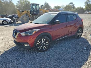  Salvage Nissan Kicks
