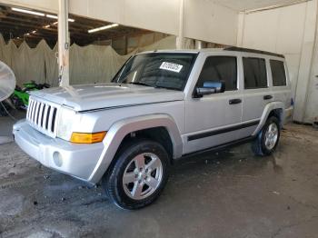  Salvage Jeep Commander