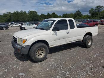  Salvage Toyota Tacoma