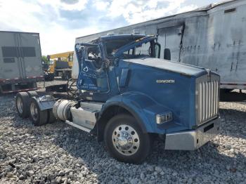  Salvage Kenworth T800