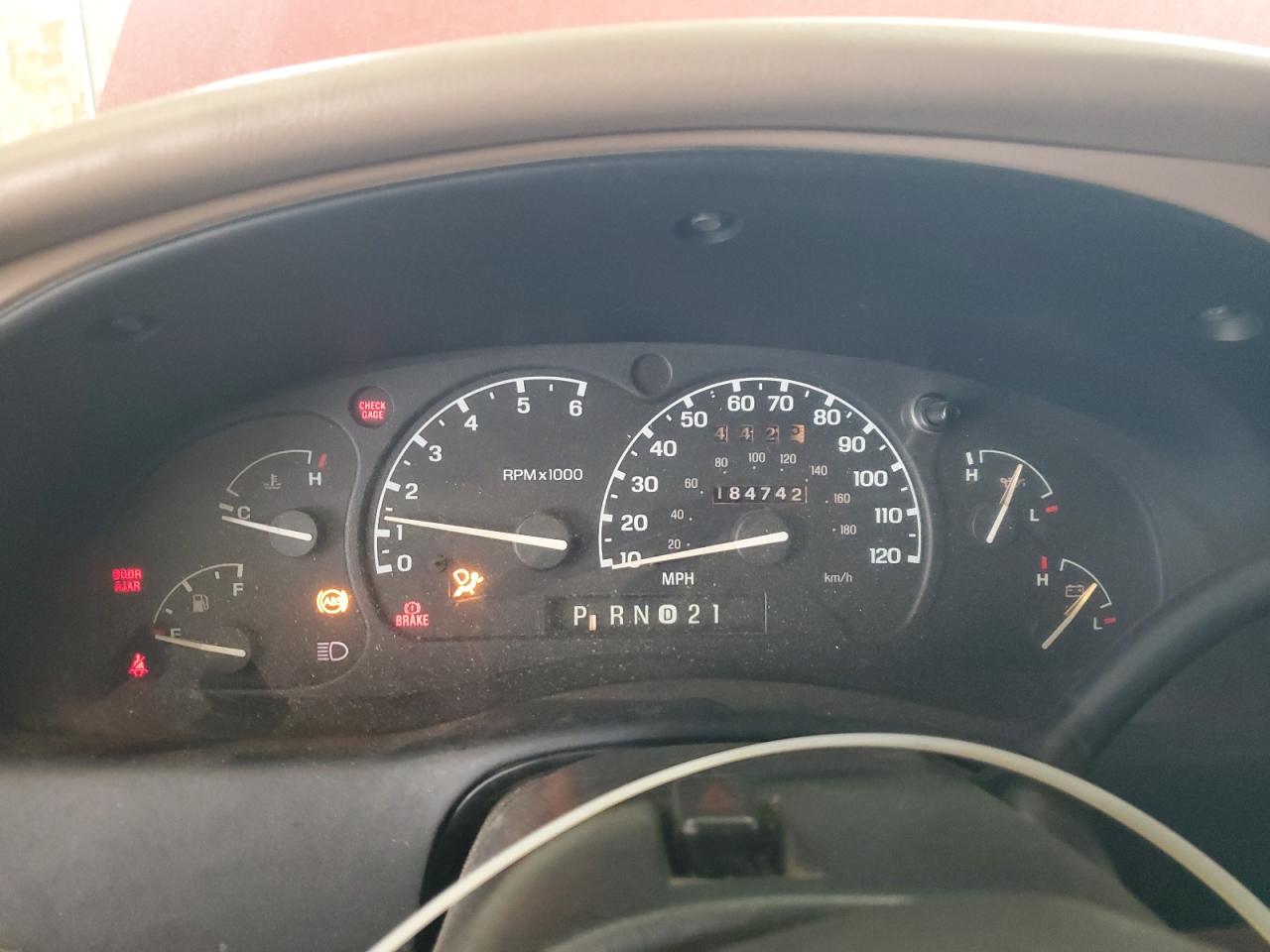 Ford Explorer Image 6