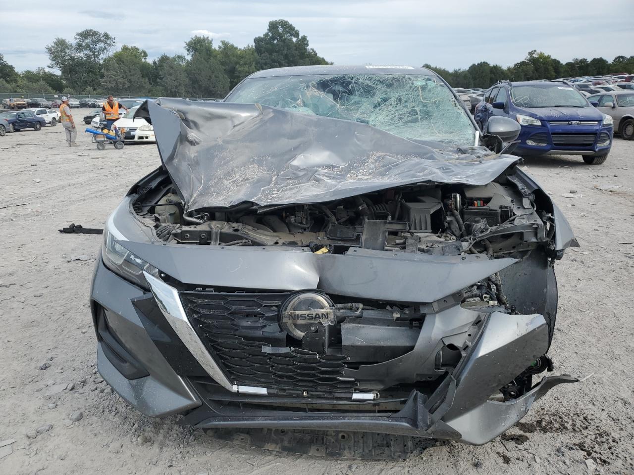 Nissan Sentra S Image 8