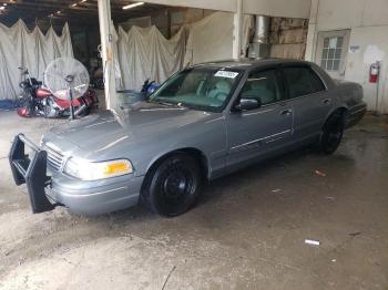  Salvage Ford Crown Vic