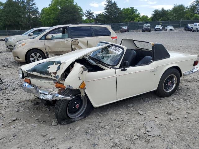  Salvage Triumph Car Tr6