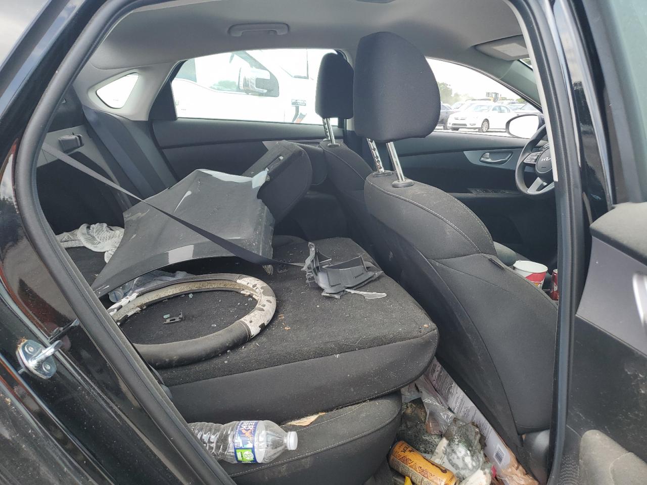 Kia Forte Lx Image 11