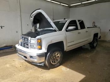  Salvage Chevrolet Silverado