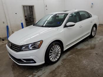  Salvage Volkswagen Passat