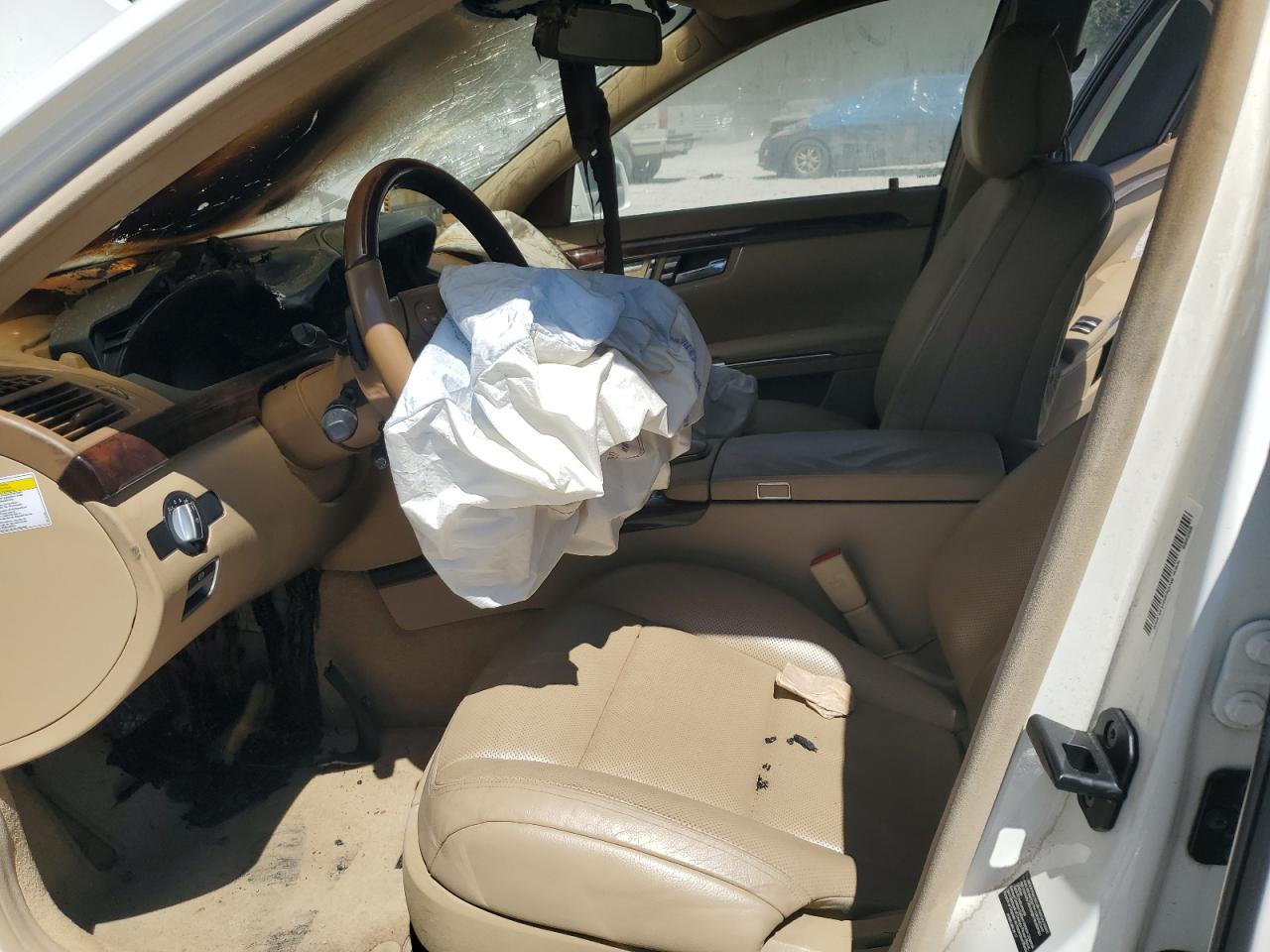 Mercedes-Benz S-Class 550 4matic Image 2