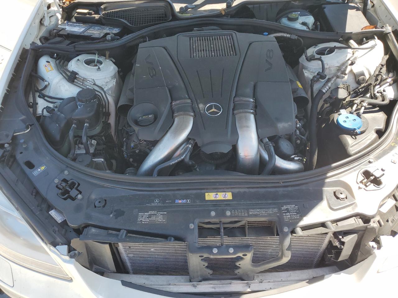 Mercedes-Benz S-Class 550 4matic Image 9