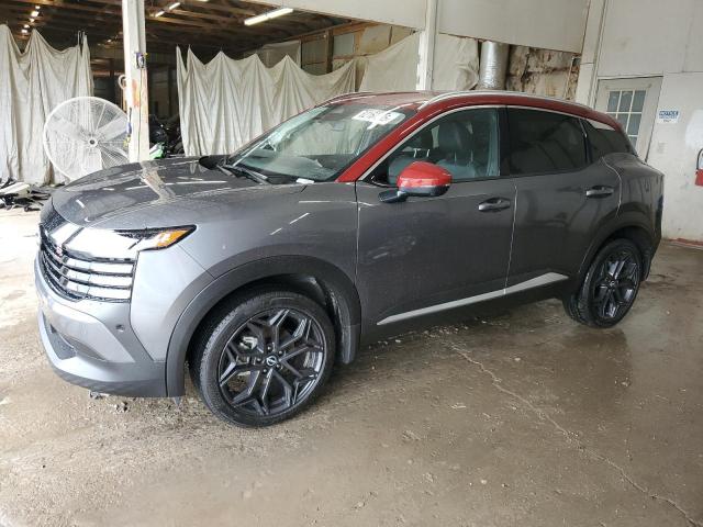  Salvage Nissan Kicks