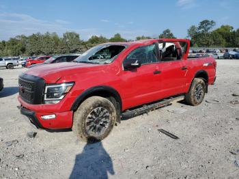  Salvage Nissan Titan