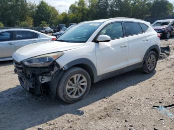  Salvage Hyundai TUCSON
